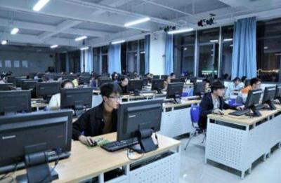 绵阳计算机职业学校与计算机技术培训概览