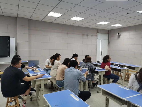 课堂注入新活力 临沂东城实验小学智慧课堂平板电脑使用培训